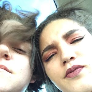 Meet your Posher, Raymond